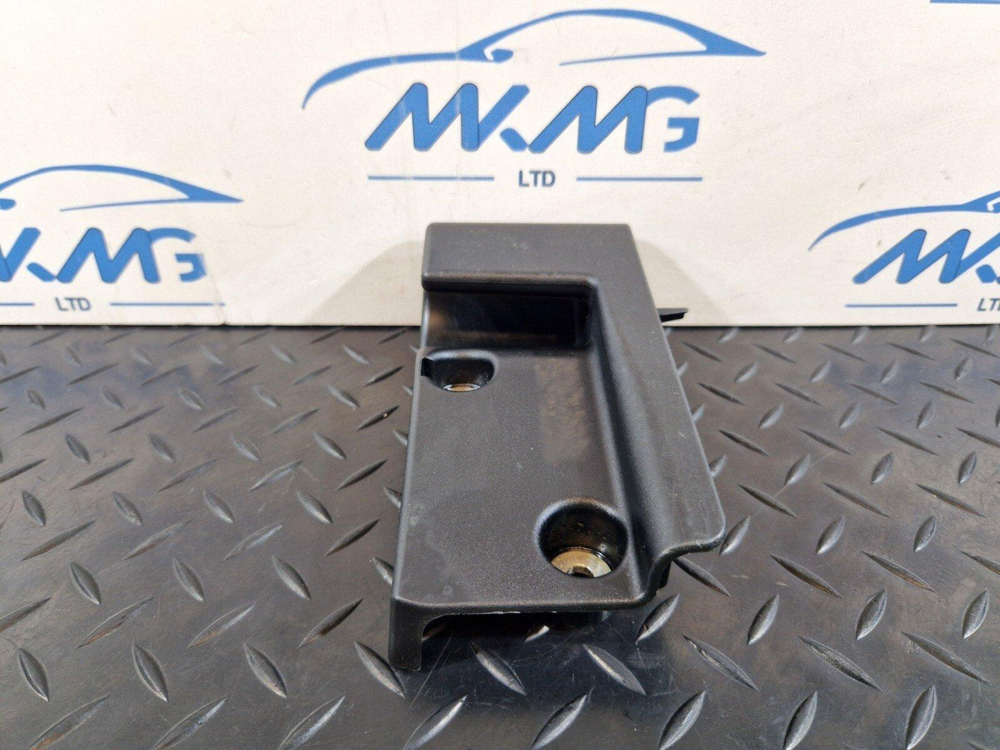 18-ON MERCEDES BENZ A CLASS W177 TRUNK BOOT HITCH RIGHT TRIM PANEL A1776801600