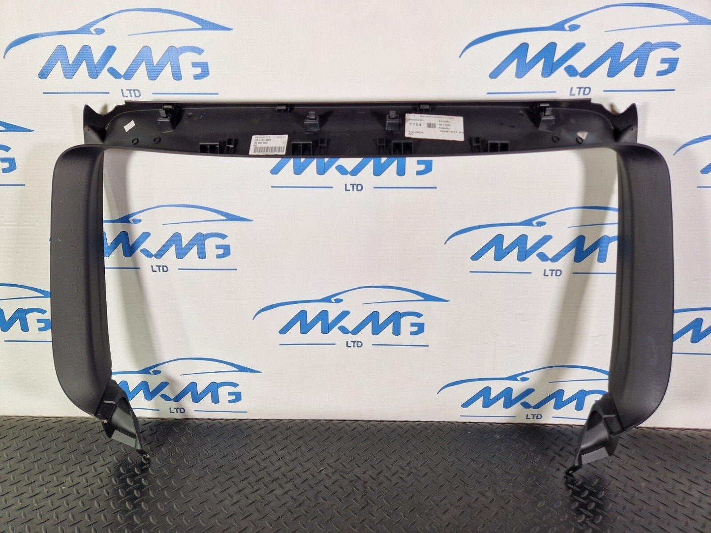 12-18 AUDI A6 C7 GENUINE TAIL GATE INNER WINDOW TRIM PANEL 4G9867973B