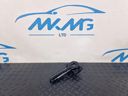 12-18 AUDI A6 C7 GENUINE COOLANT REGULATOR SUPPORT 4G0805201