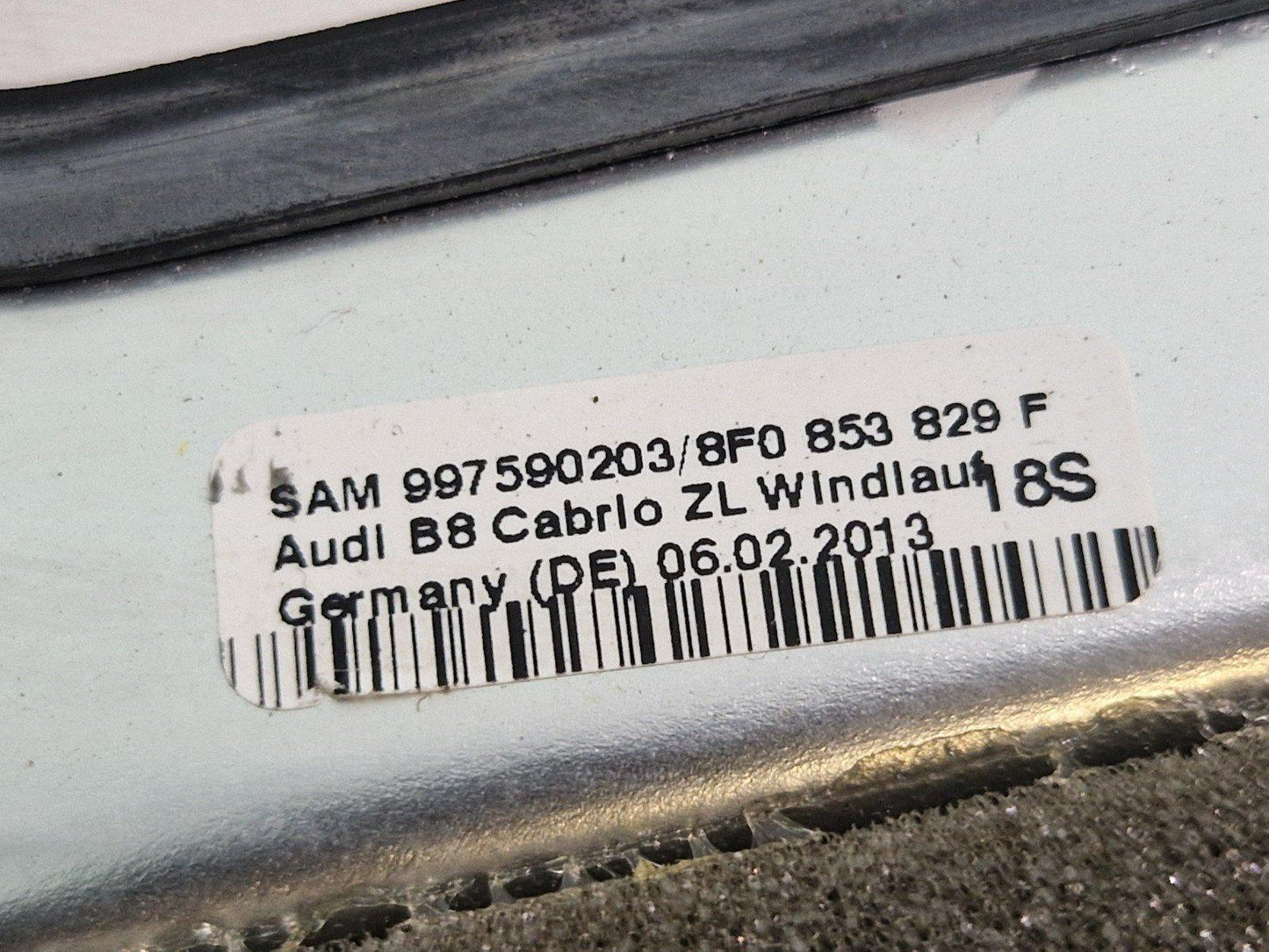 12-17 AUDI S5 CONVERTIBLE WINDSCREEN TOP TRIM CHROME 8F0853829F