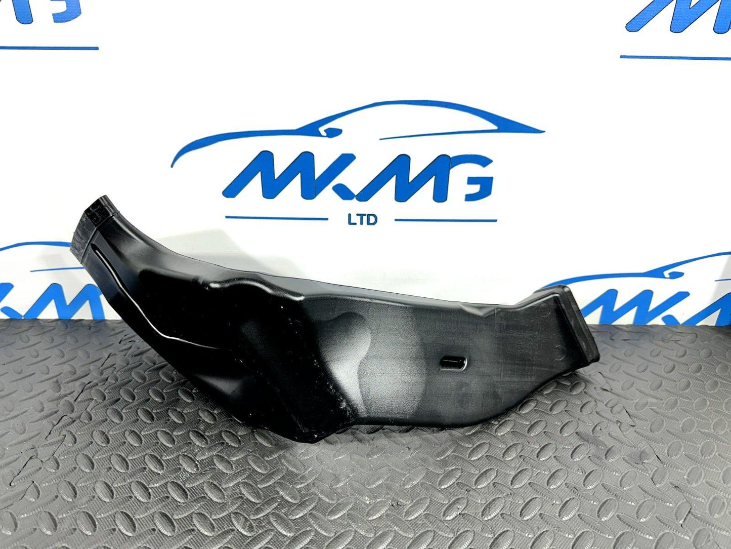 14-21 MERCEDES BENZ C300 W205 GENUINE REAR NSR HEATER AIR VENT DUCT A2058310946