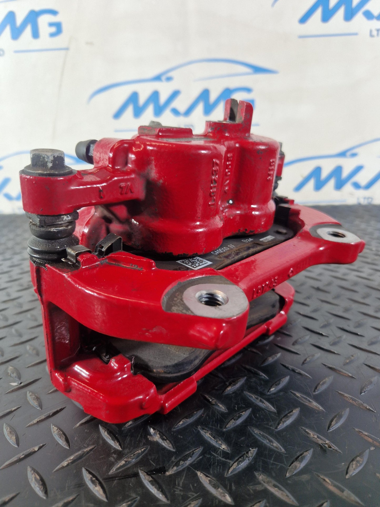 Range Rover Evoque L551 Front Left Brake Caliper  M8D22B302BA LR140648