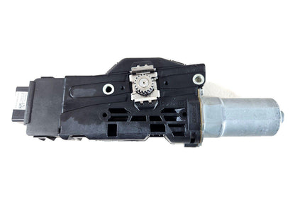 19-ON MERCEDES BENZ B CLASS W247 GENUINE SUNROOF MOTOR A2479062303 A2479011902