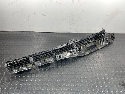 16-19 AUDI A4 B9 GENUINE FRONT DASHBOARD AIR VENTS 8W2820901C 8W2820902