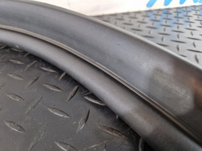 11-18 BMW 6 SERIES F06 GENUINE ENGINE HOOD SEALING RUBBER 7211920