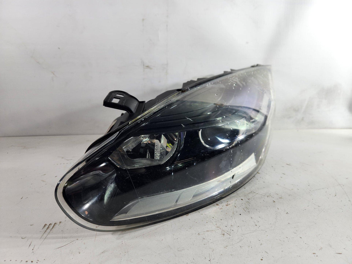 Renault Megane MK3 (Ph2) (X95) Hatchback Front Left N/S Headlight 260602216R