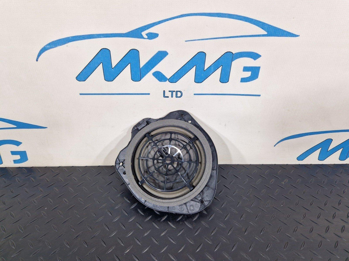 16-24 AUDI A5 F5 GENUINE PASSENGER SIDE REAR DOOR SPEAKER 8W7035411A