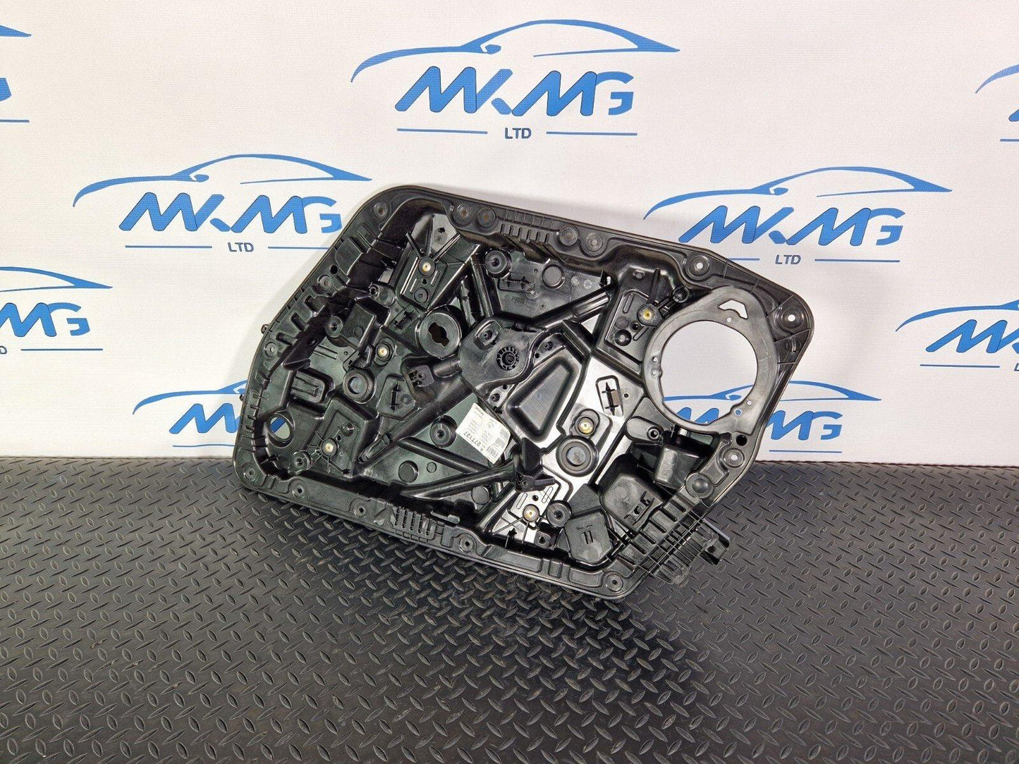 18-ON MERCEDES BENZ A CLASS W177 FRONT LEFT WINDOW REGULATOR A1775409710