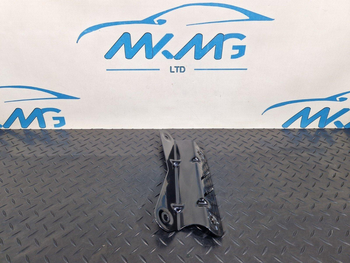 14-23 MERCEDES BENZ VITO W447 GENUINE OEM ADBLUE TANK MOUNT BRACKET A4474700781