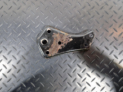 14-21 MERCEDES-BENZ C250D W205 REAR AXLE SUBFRAME LEFT STOP PLATE A2053520700