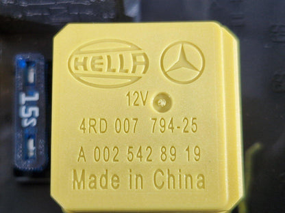 11-19 MERCEDES BENZ ML W166 FUSE BOX DISTRIBUTION CONTROL MODULE A1665460143