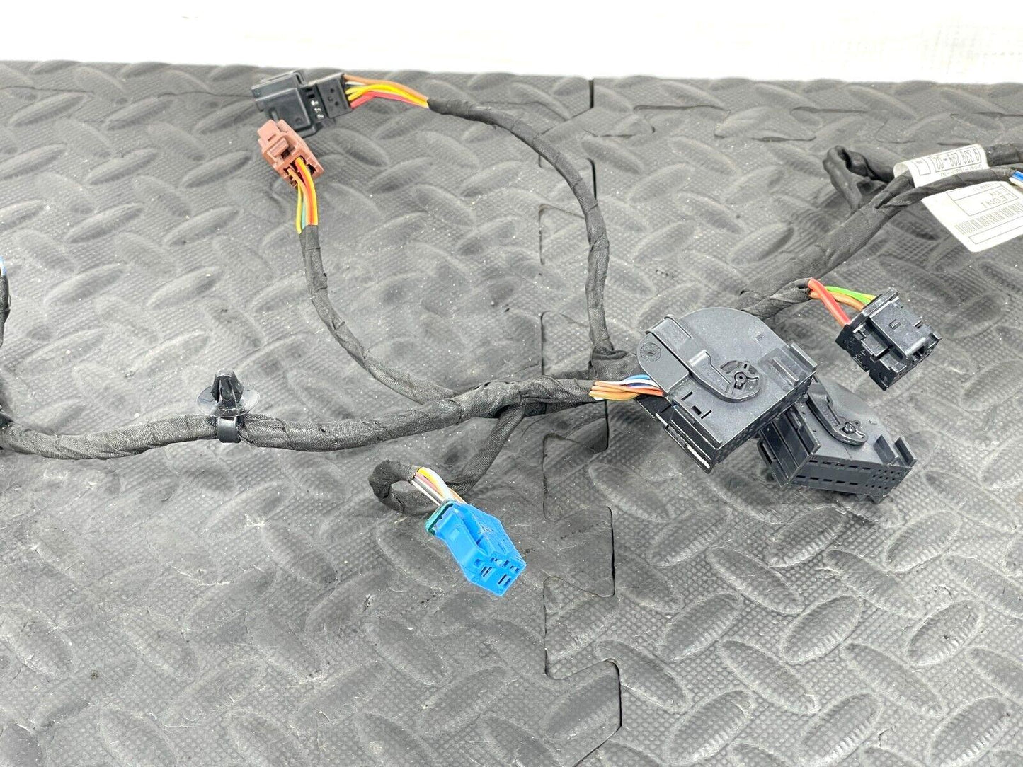 16-22 BMW X1 F48 GENUINE FRONT DRIVER SIDE DOOR WIRING LOOM 9132571