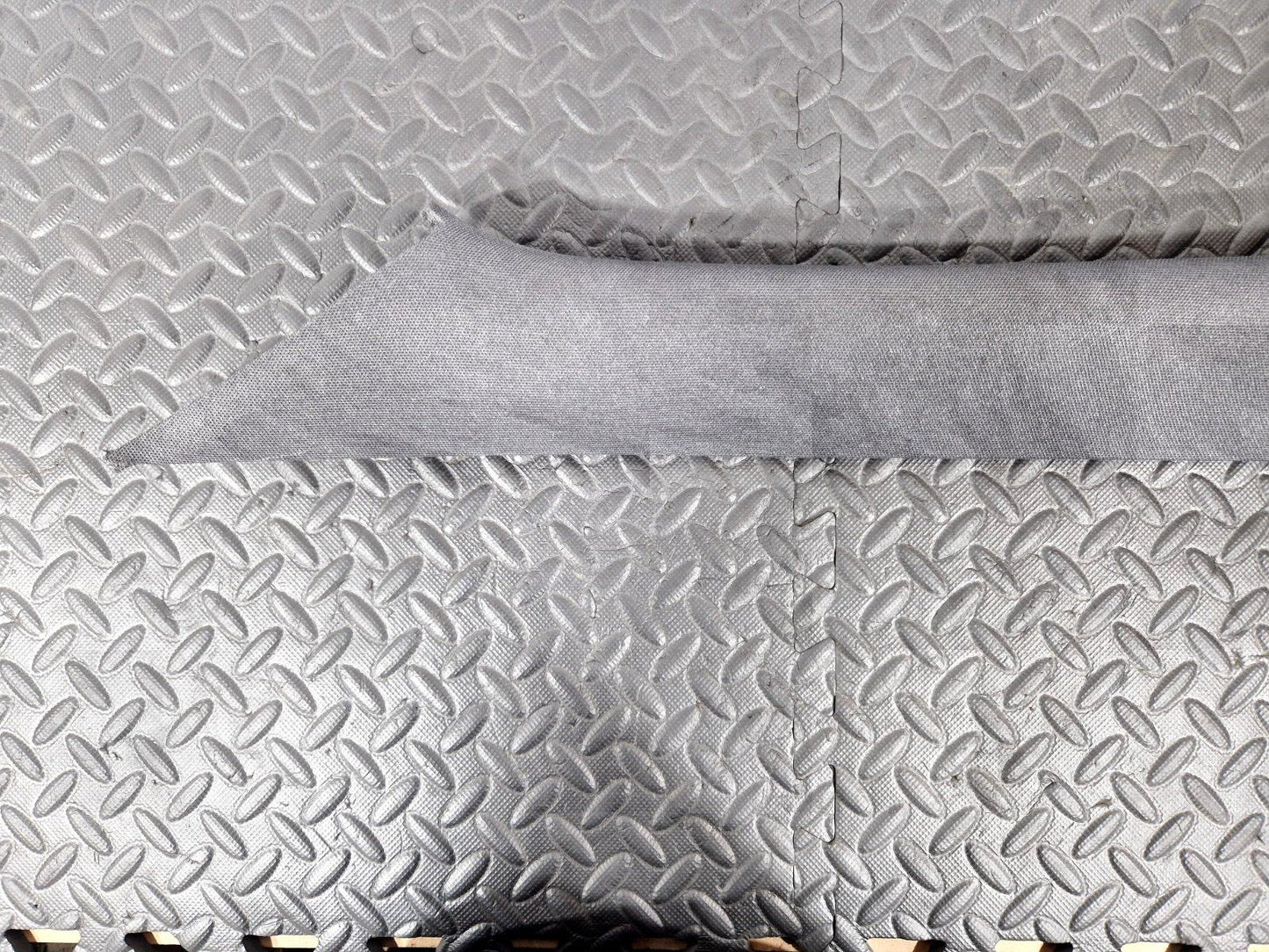 12-18 MERCEDES BENZ W176 PASSENGER SIDE A PILLAR COVER TRIM A1766900025