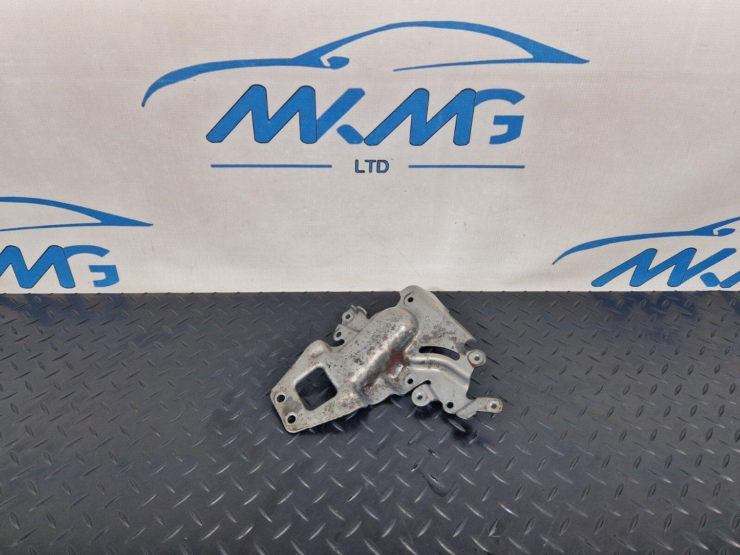 MERCEDES A B CLASS 1.8/2.1 W176 W246 GLOW PLUG RELAY SUPPORT BRACKET A6510901641