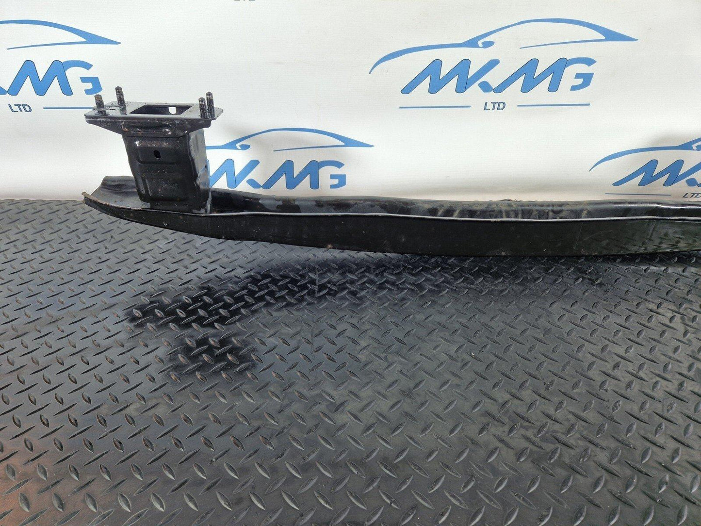 14-21 MERCEDES BENZ C300h W205 OEM REAR ENFORCEMENT BAR A2056100414
