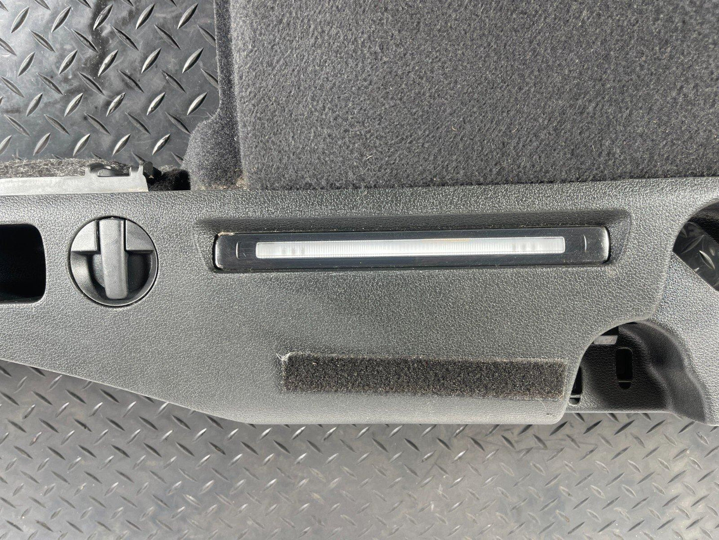 16-19 AUDI A4 B9 GENUINE REAR RIGHT DRIVER SIDE BOOT TRIM PANEL 8W9863880