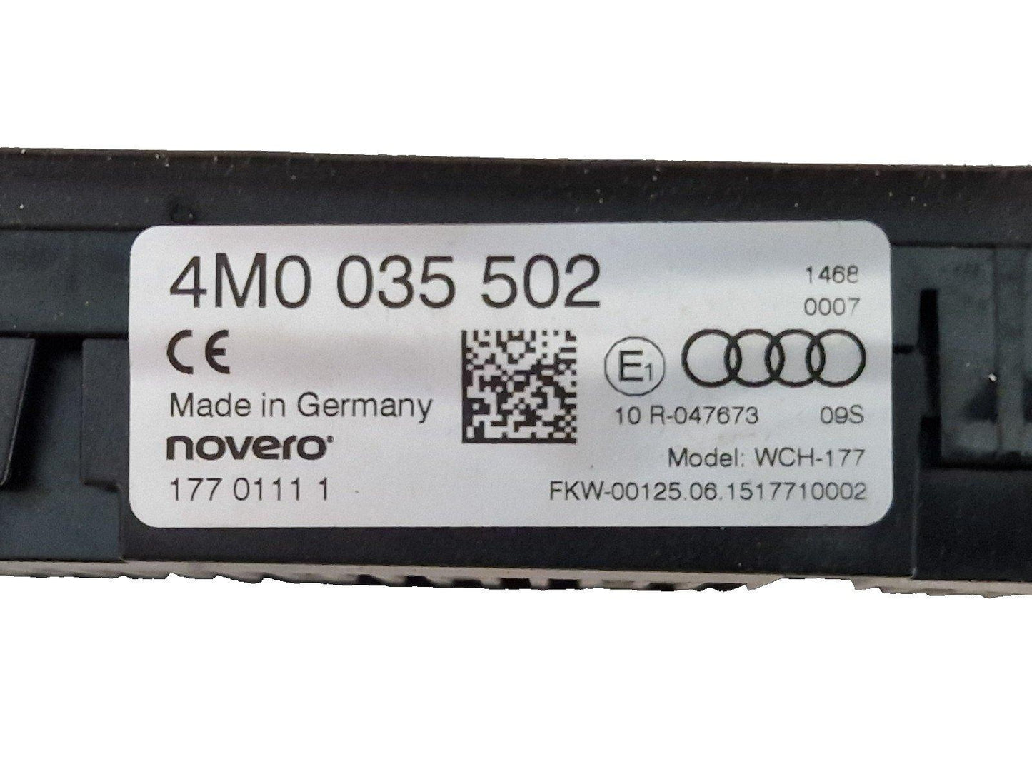 16-20 AUDI Q7 4M GENUINE CENTER CONSOLE WIRELESS PHONE CHARGER MODULE 4M0035502