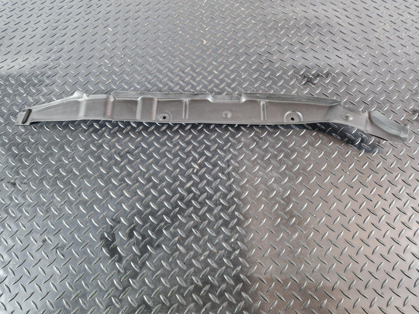16-20 AUDI Q7 4M GENUINE FRONT LEFT N/S WING PANEL COVER TRIM 4M0821111