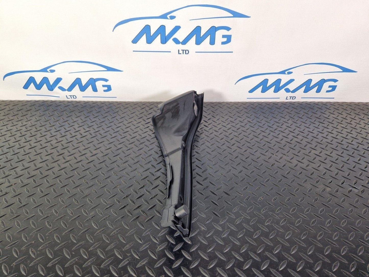 14-21 BMW 2 SERIES 218d GRAN TOURER F46 LEFT N/S FENDER INNER SEAL 51767300517