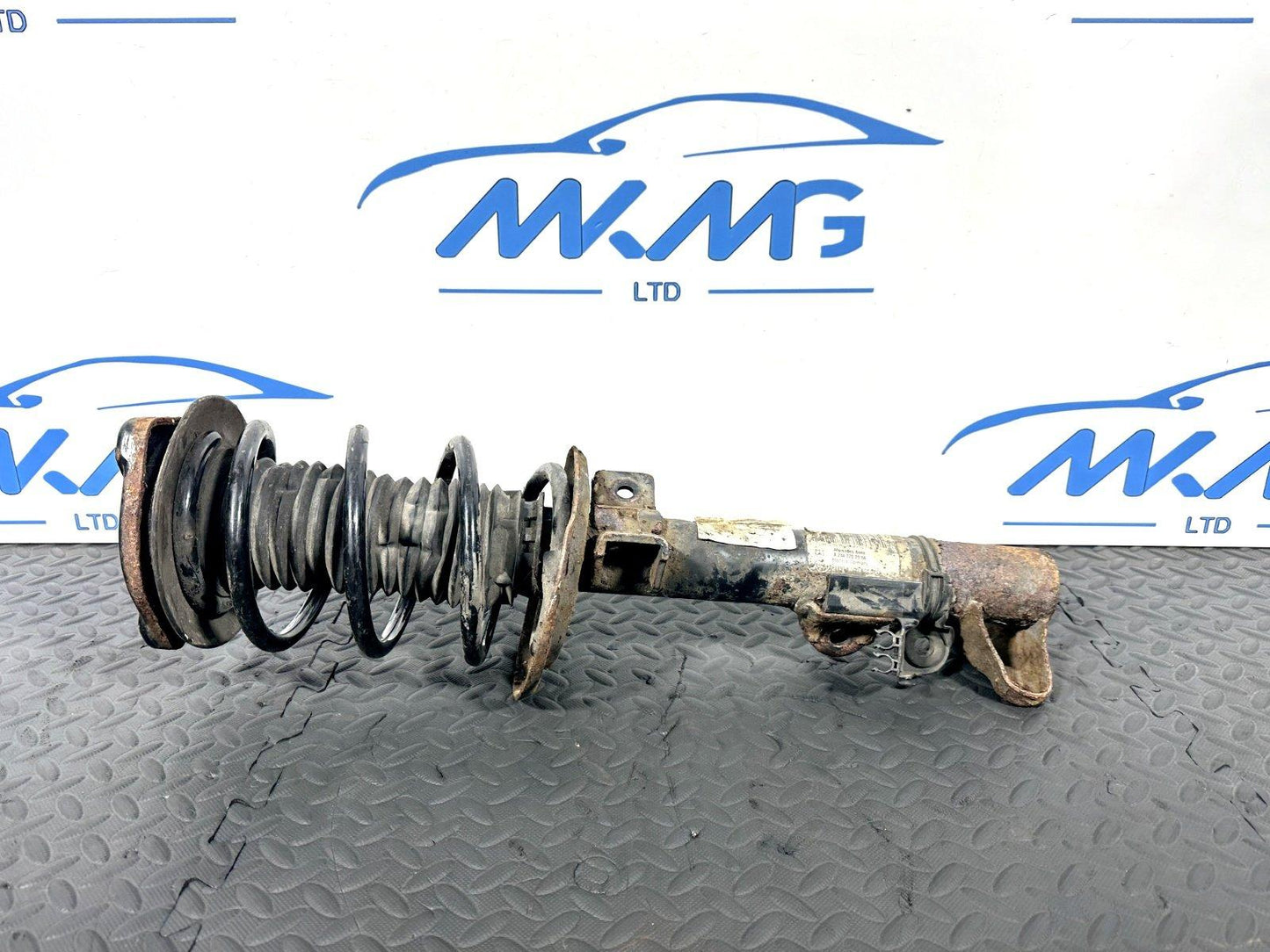 MERCEDES BENZ C CLASS C207 GENUINE FRONT LEFT SHOCK ABSORBER A2043202966