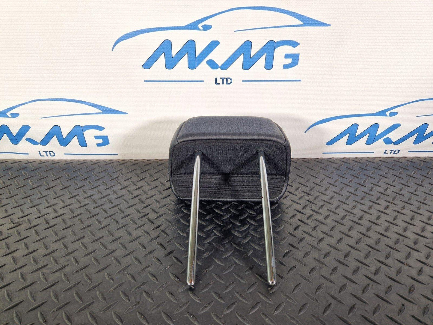 14-19 MERCEDES BENZ GLA X156 GENUINE REAR SEAT HEADREST FITS LEFT & RIGHT