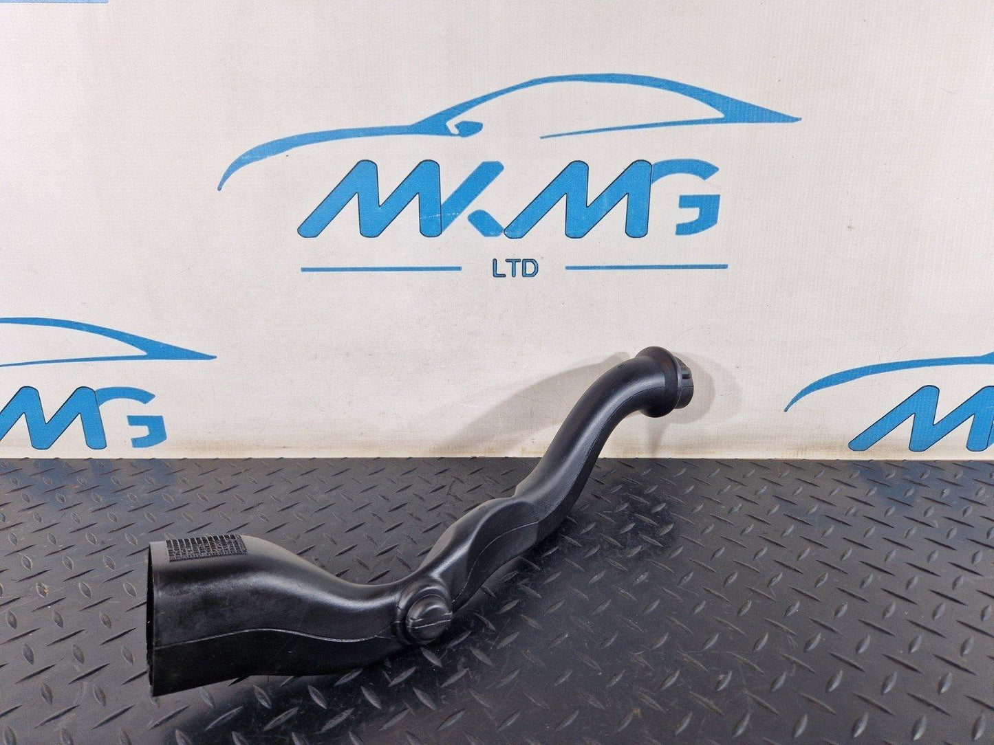 11-19 MERCEDES BENZ ML W166 GENUINE OEM WATER DRAIN PIPE A1668320490