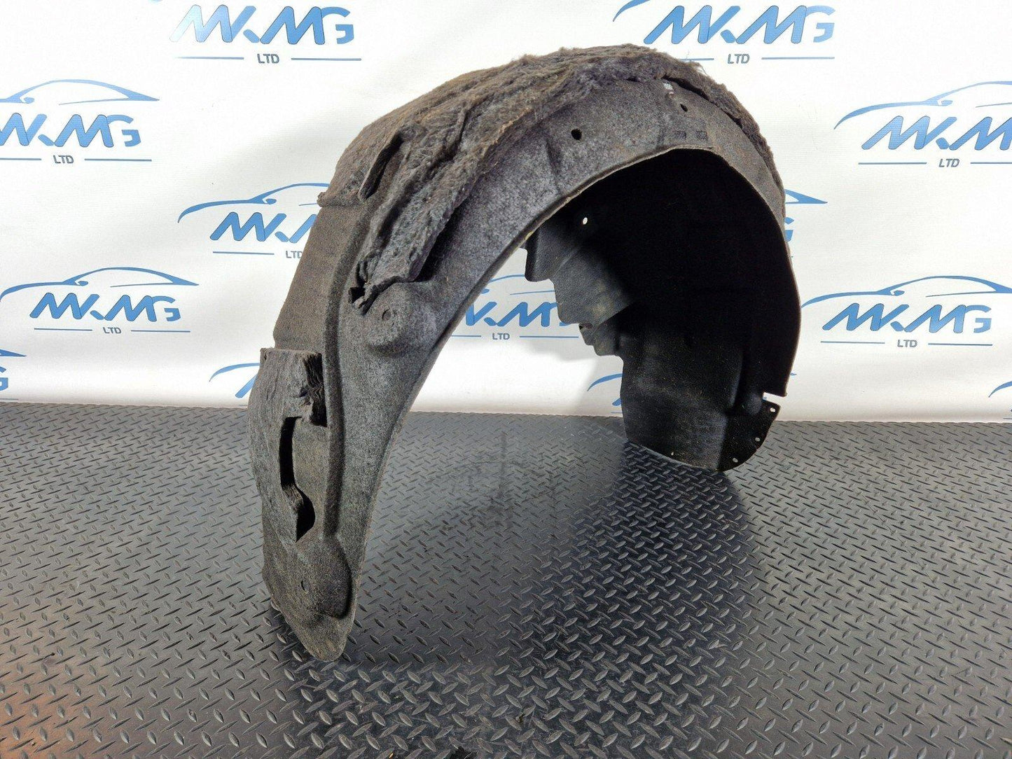 10-17 AUDI A8 4H REAR LEFT N/S WHEEL ARCH LINER GUARD 4H0810171D