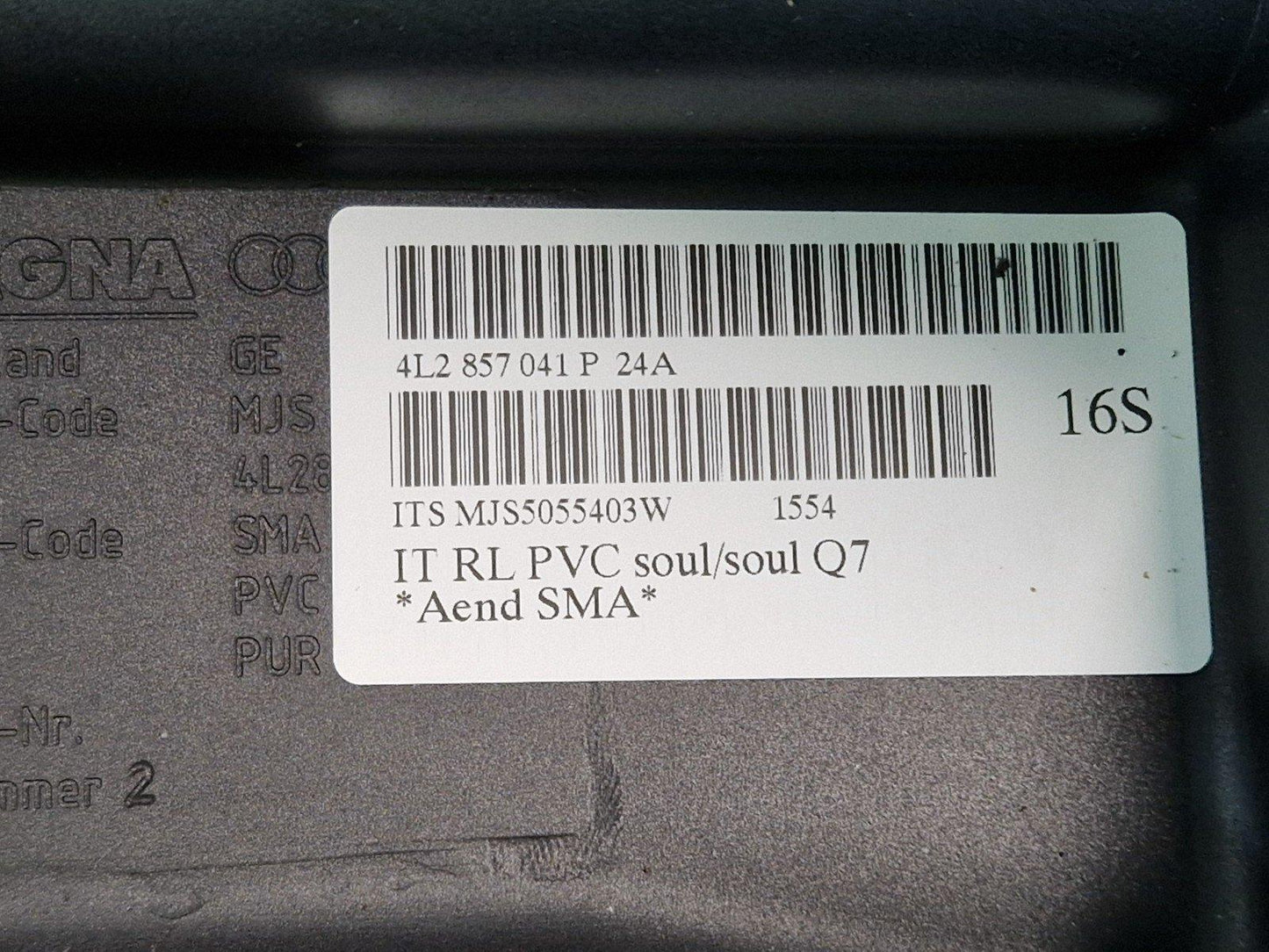 10-15 AUDI Q7 4L GENUINE DASHBOARD BLACK 4L2857041P