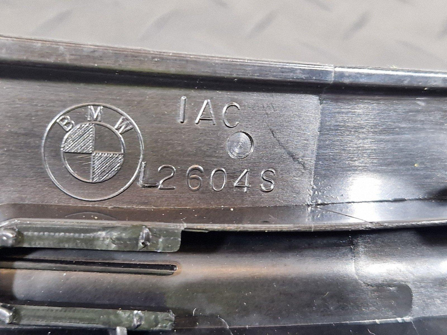 10-13 BMW X5 E70 LCI GENUINE REAR RIGHT ENTRY TRIM 7154840