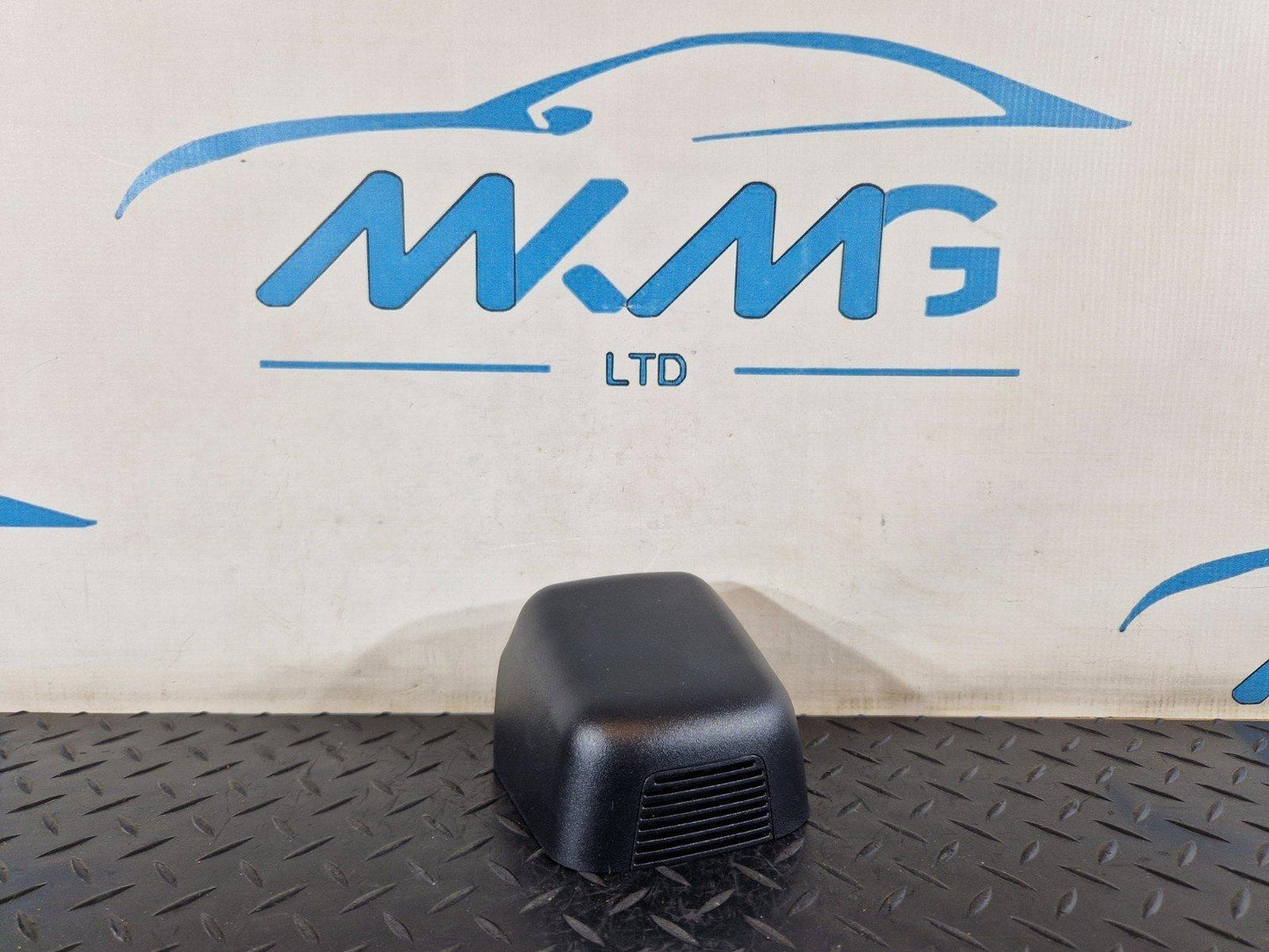 19-ON RANGE ROVER EVOQUE L551 GENUINE REAR VIEW MIRROR TRIM COVER K8D2-17D737-CA