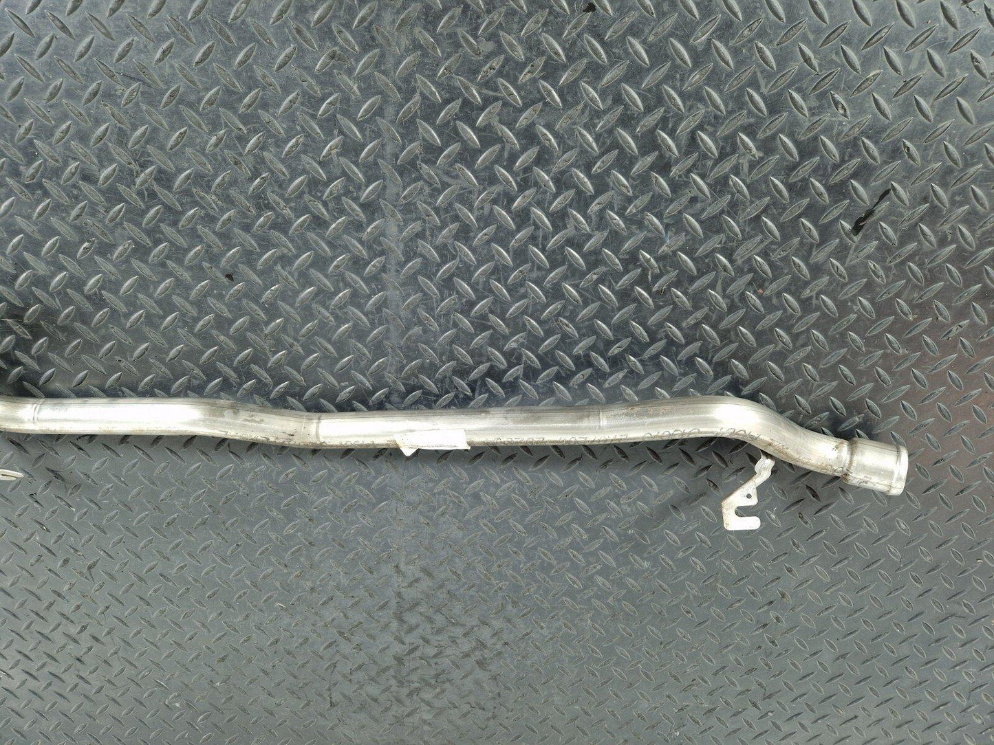11-19 MERCEDES BENZ ML W166 OEM DIESEL FUEL FILLER NECK PIPE HOSE A2464701220