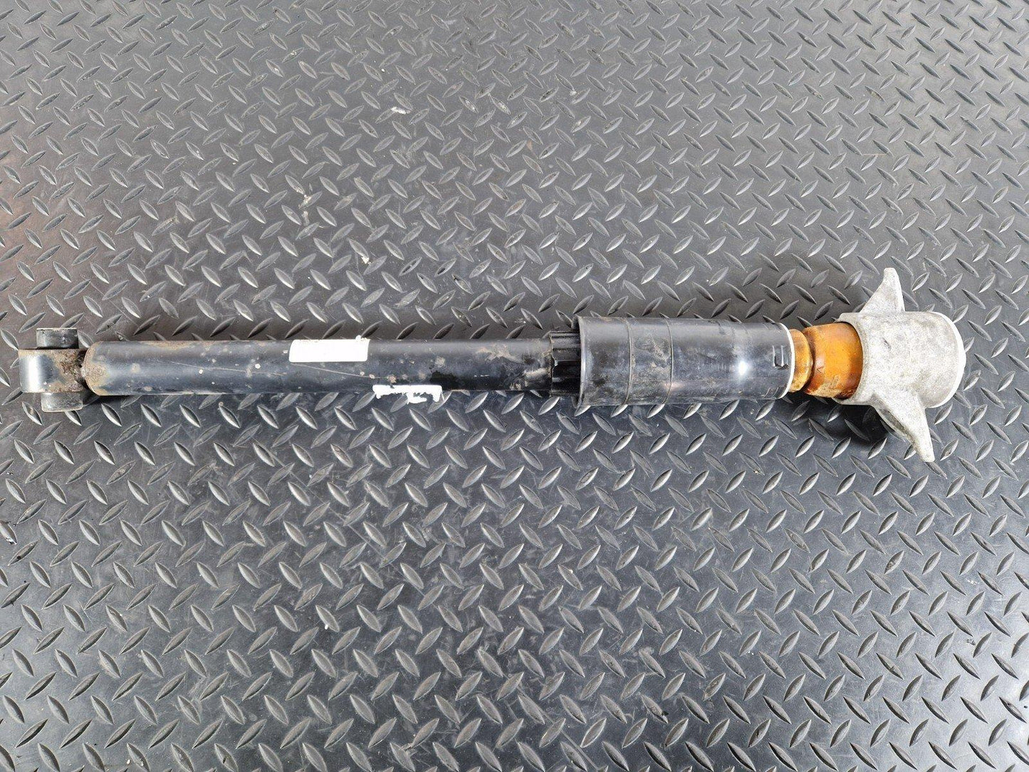 16-19 AUDI A4 AVANT B9 GENUINE REAR SHOCK ABSORBER FITS LEFT & RIGHT 8W0513035AD
