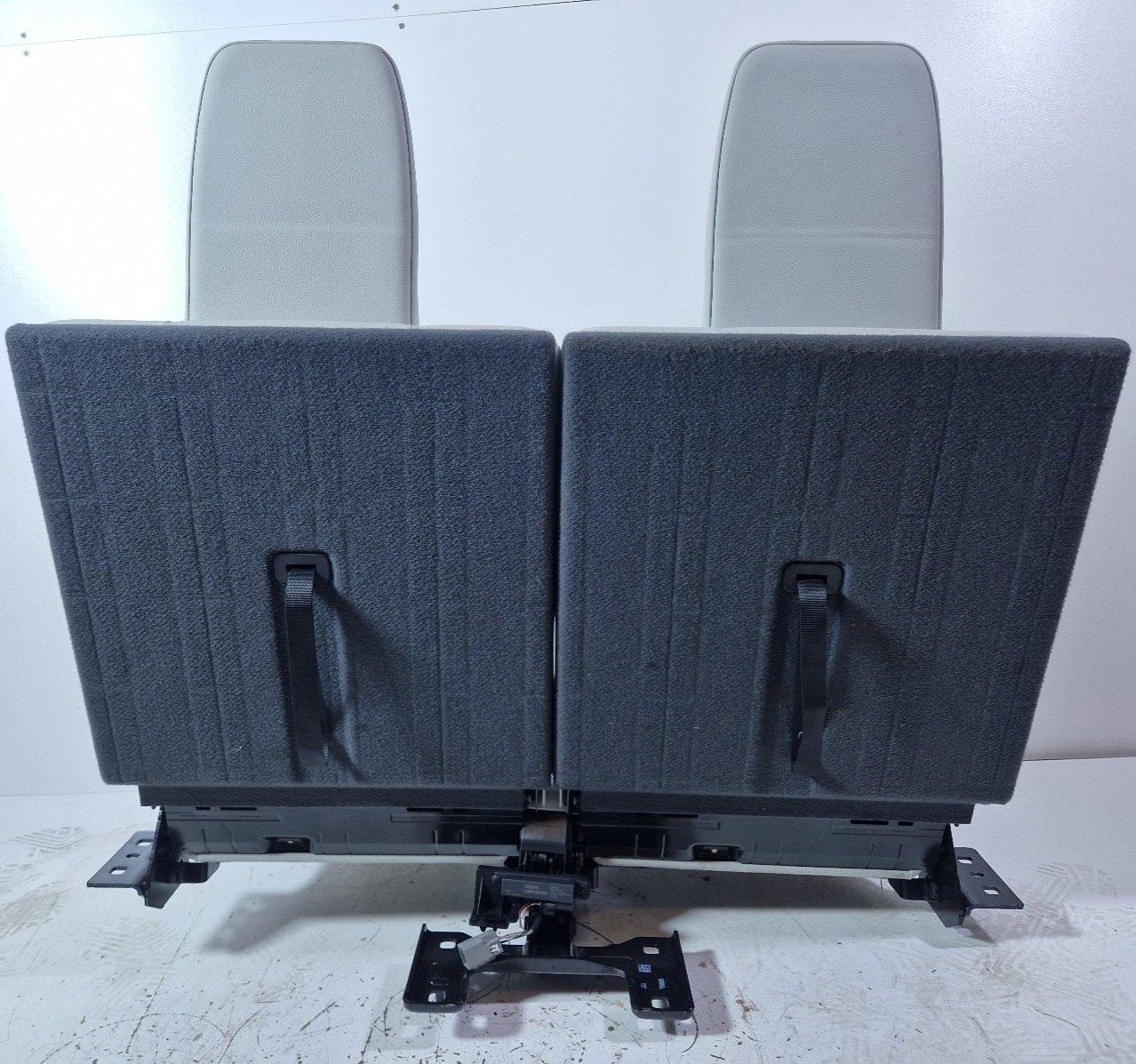 14-19 LAND ROVER L550 DISCOVERY SPORT 3RD ROW REAR SEAT SET IN GREY LEATHER
