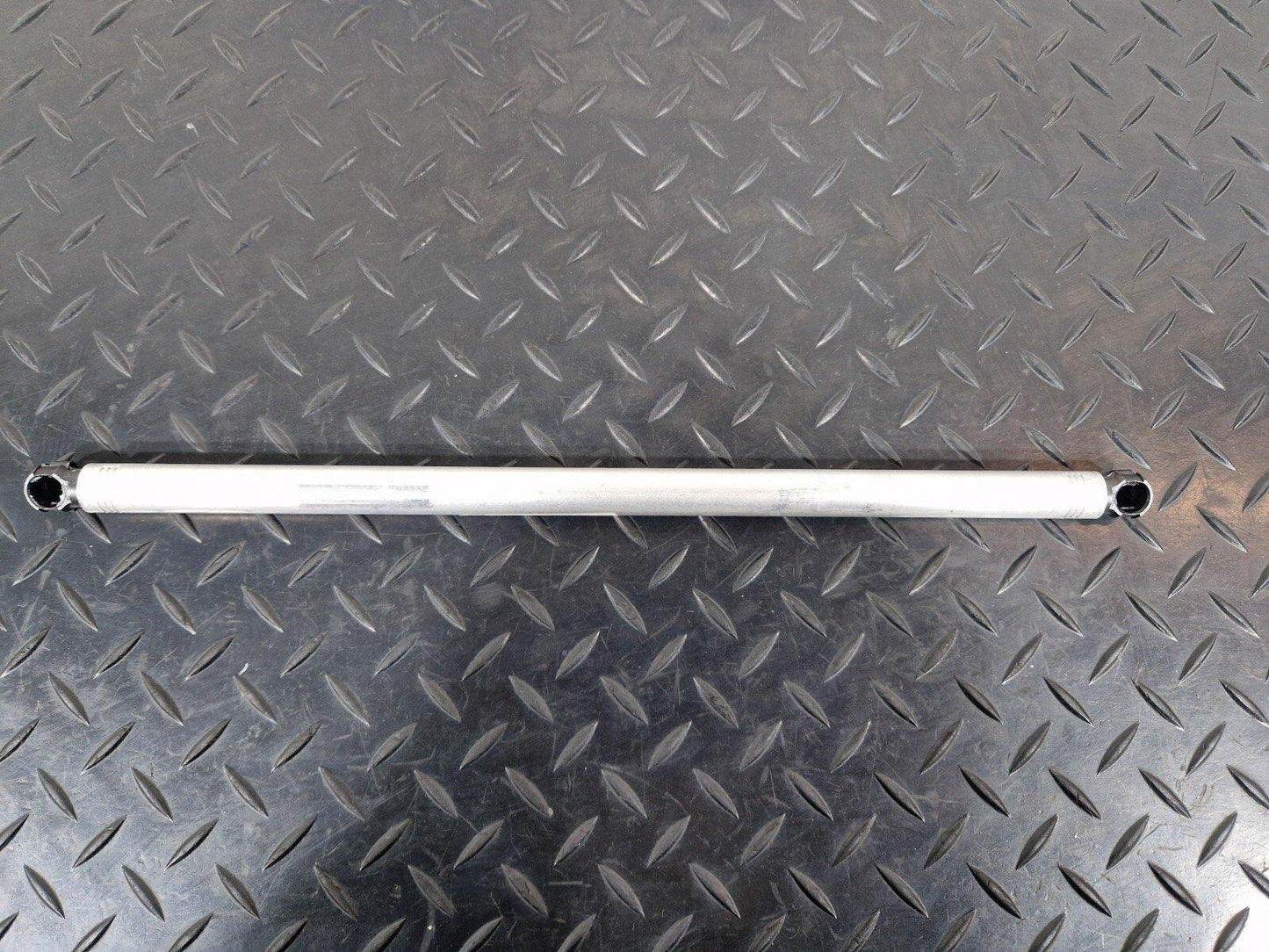 10-18 AUDI A7 4G S-LINE REAR BOOT TAILGATE GAS STRUT 4G8827857S