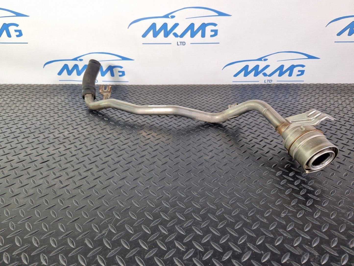18-ON MERCEDES BENZ A CLASS W177 FUEL TANK FILLER PIPE LINE HOSE A1774700400