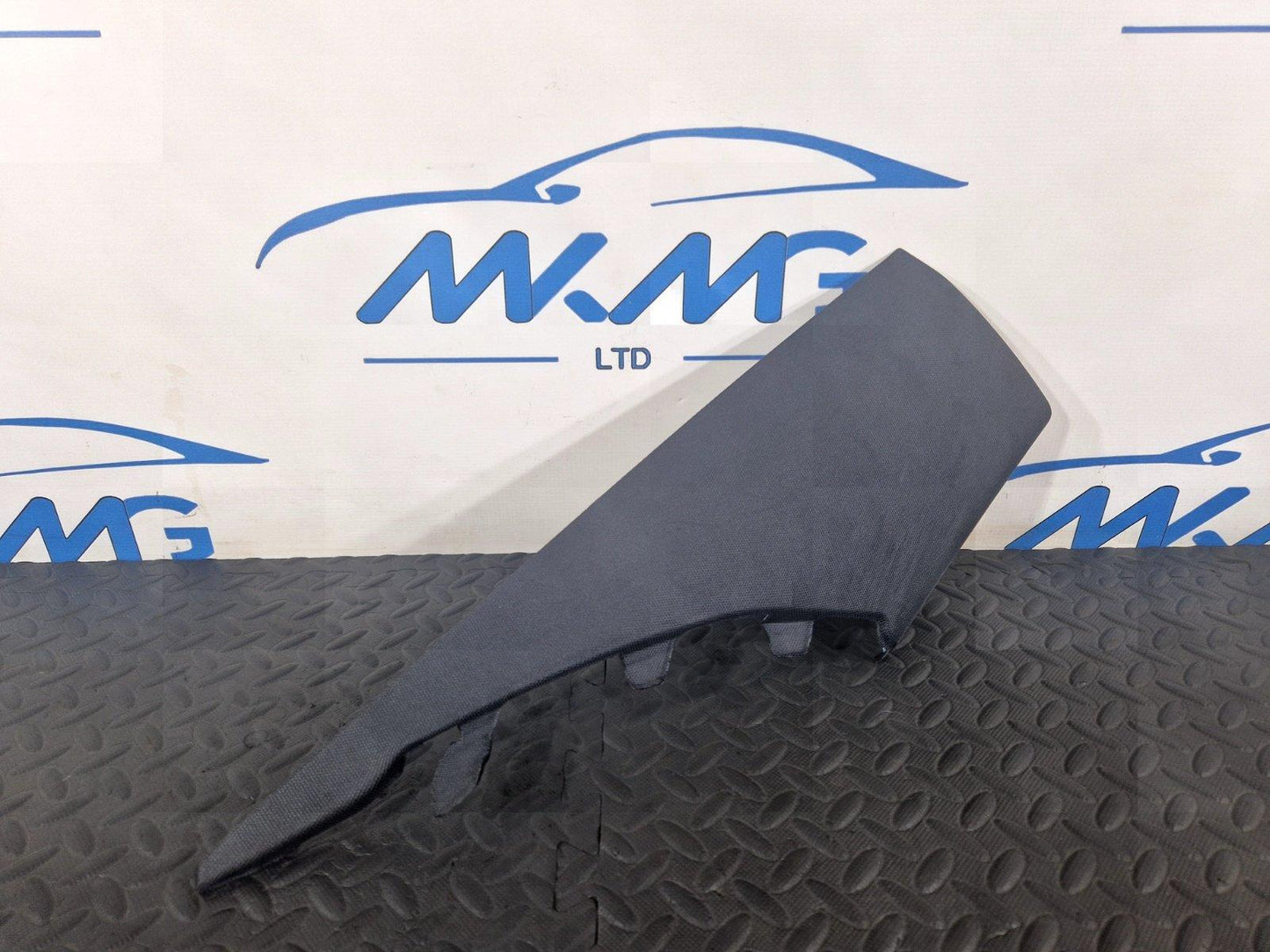 16-19 AUDI A4 B9 REAR LEFT SIDE PILLAR UPPER QUARTER TRIM COVER PANEL 8W5867245A