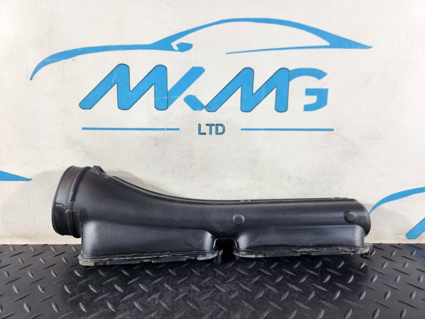 13-23 RANGE ROVER SPORT L494 FRONT LEFT AIR INTAKE DUCT PIPE CPLA-9A675-AD