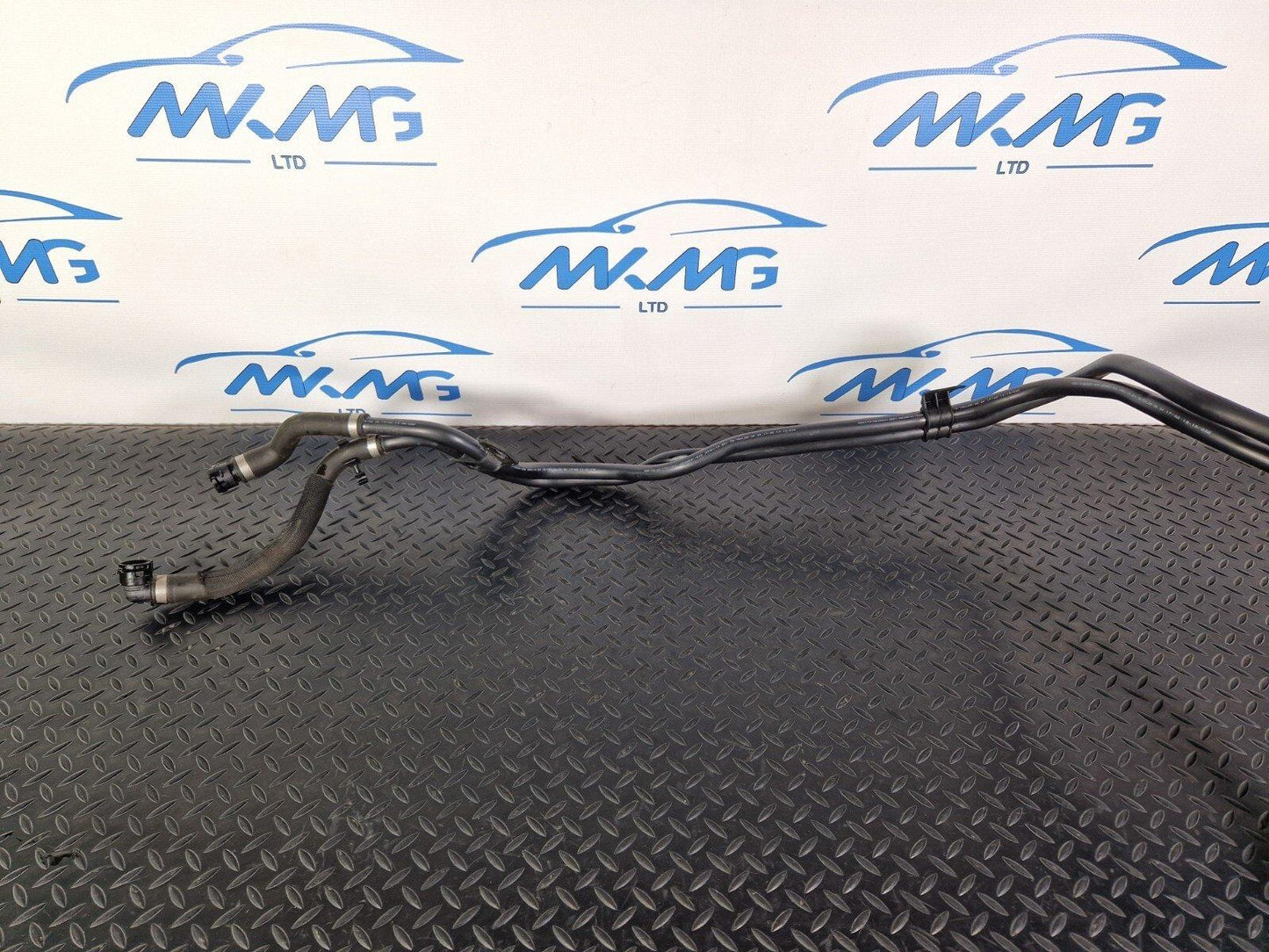14-21 MERCEDES BENZ C300h W205 WATER COOLANT PIPES HOSE A2055010591