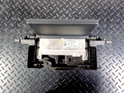 16-19 AUDI A4 B9 GENUINE SAT NAV DISPLAY SCREEN 8W2919604 (SCRATCHES)
