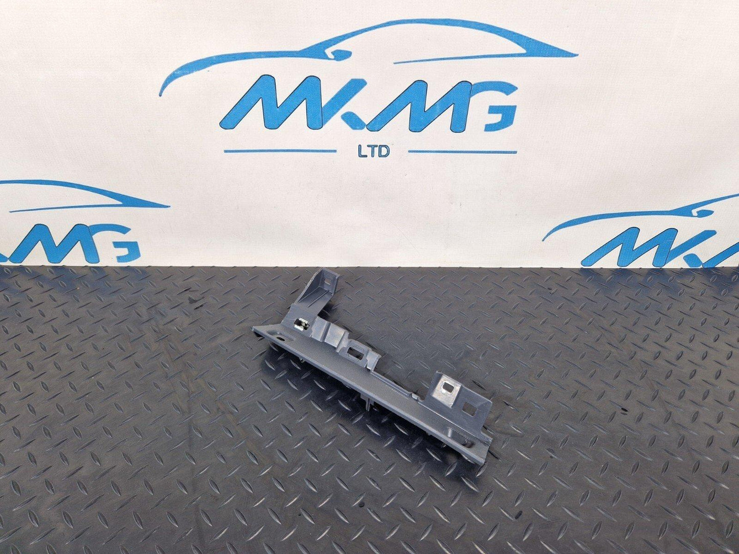 18-ON MERCEDES BENZ SPRINTER W907 W910 DASHBOARD TRIM COVER PANEL A9106806900