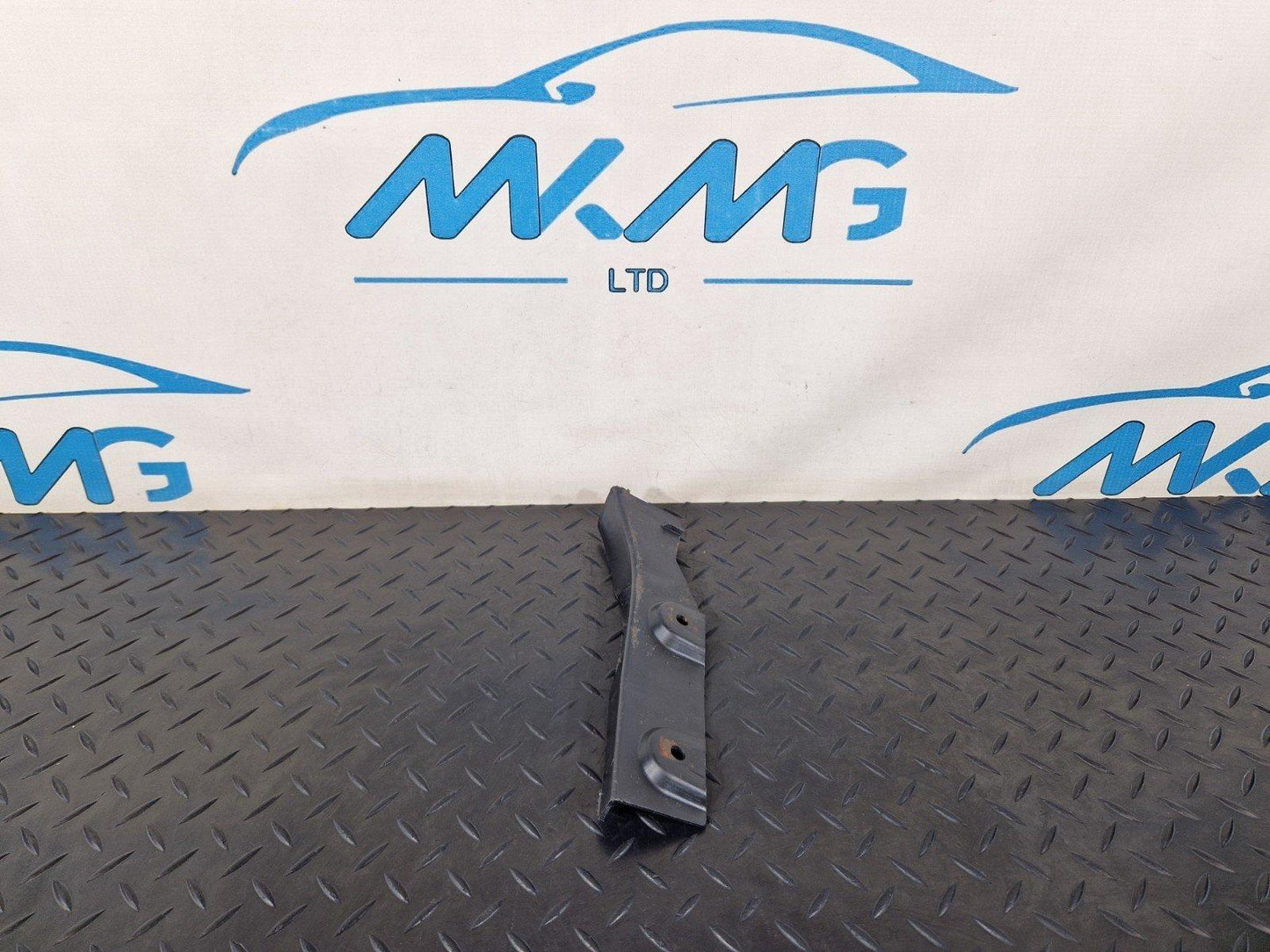 10-13 BMW E70 LCI X5 GENUINE OEM FRONT N/S LEFT SPLASH GUARD 7188839