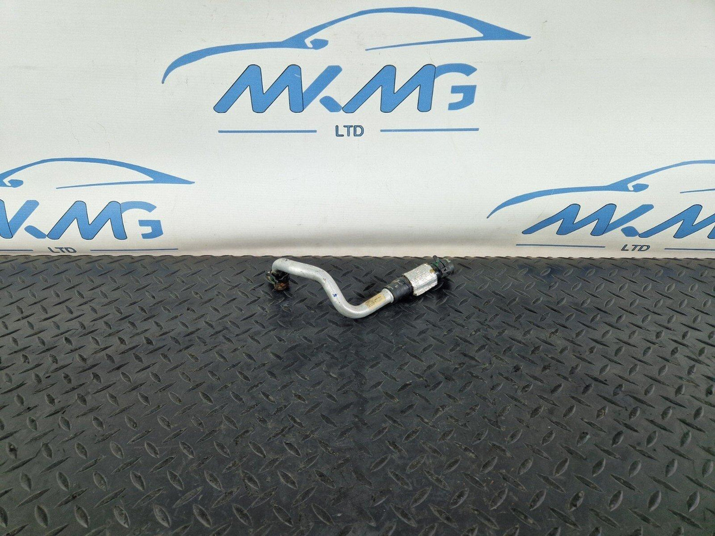 15-18 AUDI A7 4G GENUINE ENGINE COOLANT HOSE 059121054