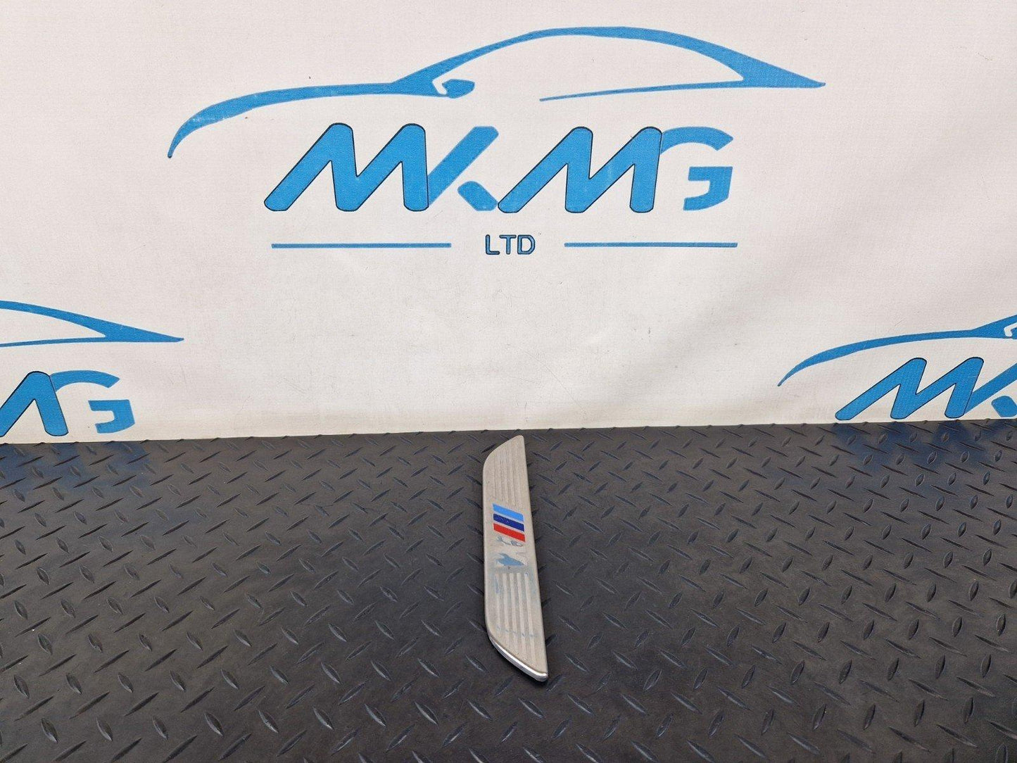 10-13 BMW E70 LCI X5 GENUINE OEM REAR DOOR KICK PLATES SILL COVER TRIM 7205265