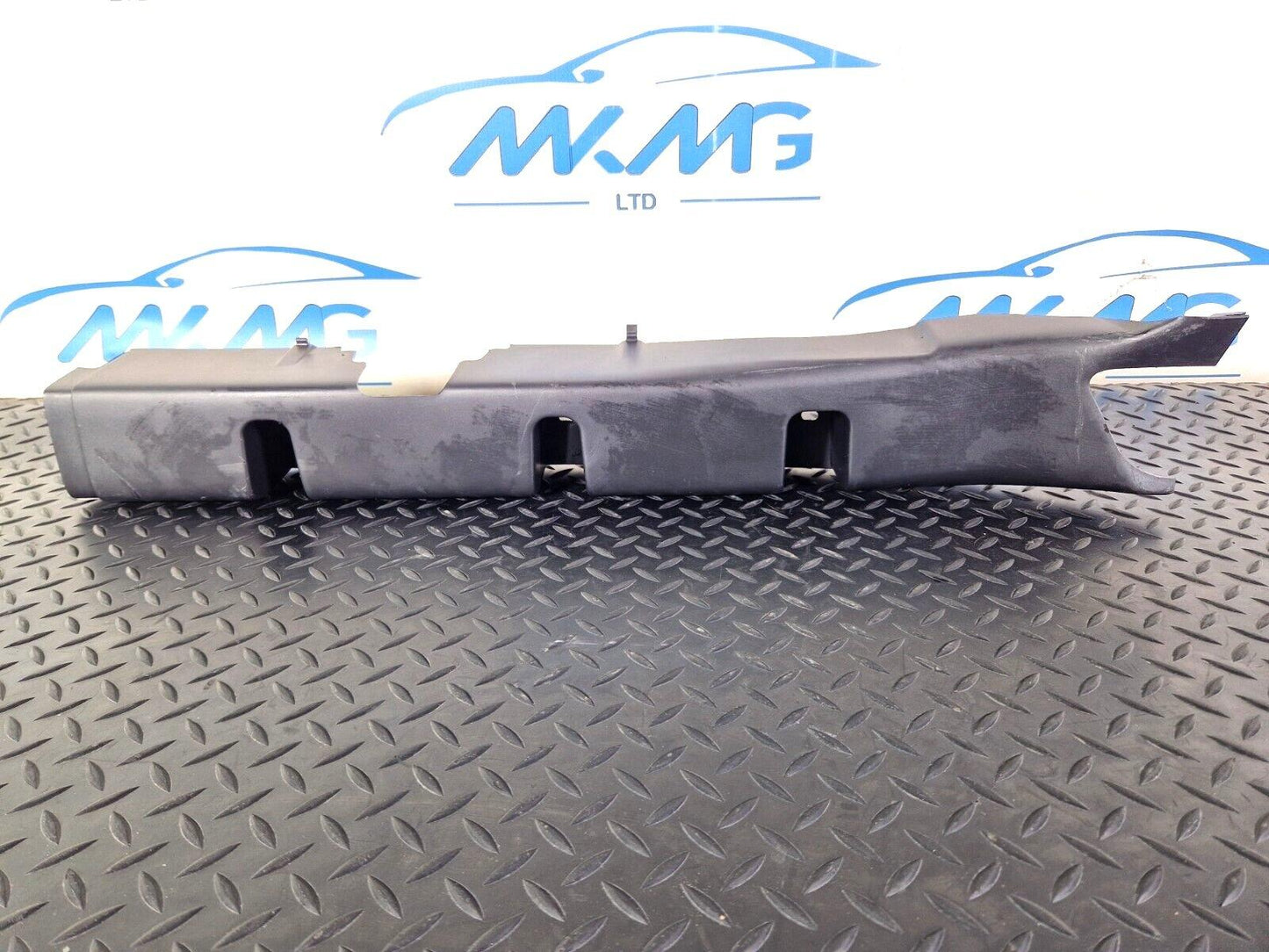 18-ON MERCEDES-BENZ SPRINTER W907 W910 CABLE DUCT GUIDE BRACKET A9078211200