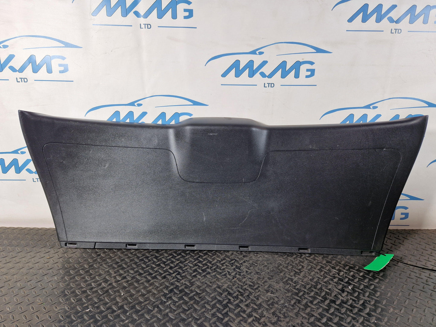 12-18 MERCEDES BENZ B-CLASS W246 OEM REAR BOOT TAILGATE TRIM A2467400070