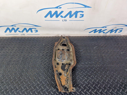18-ON MERCEDES BENZ SPRINTER W907 FRONT BRACKET LEFT LOWER MOUNT A9076220700