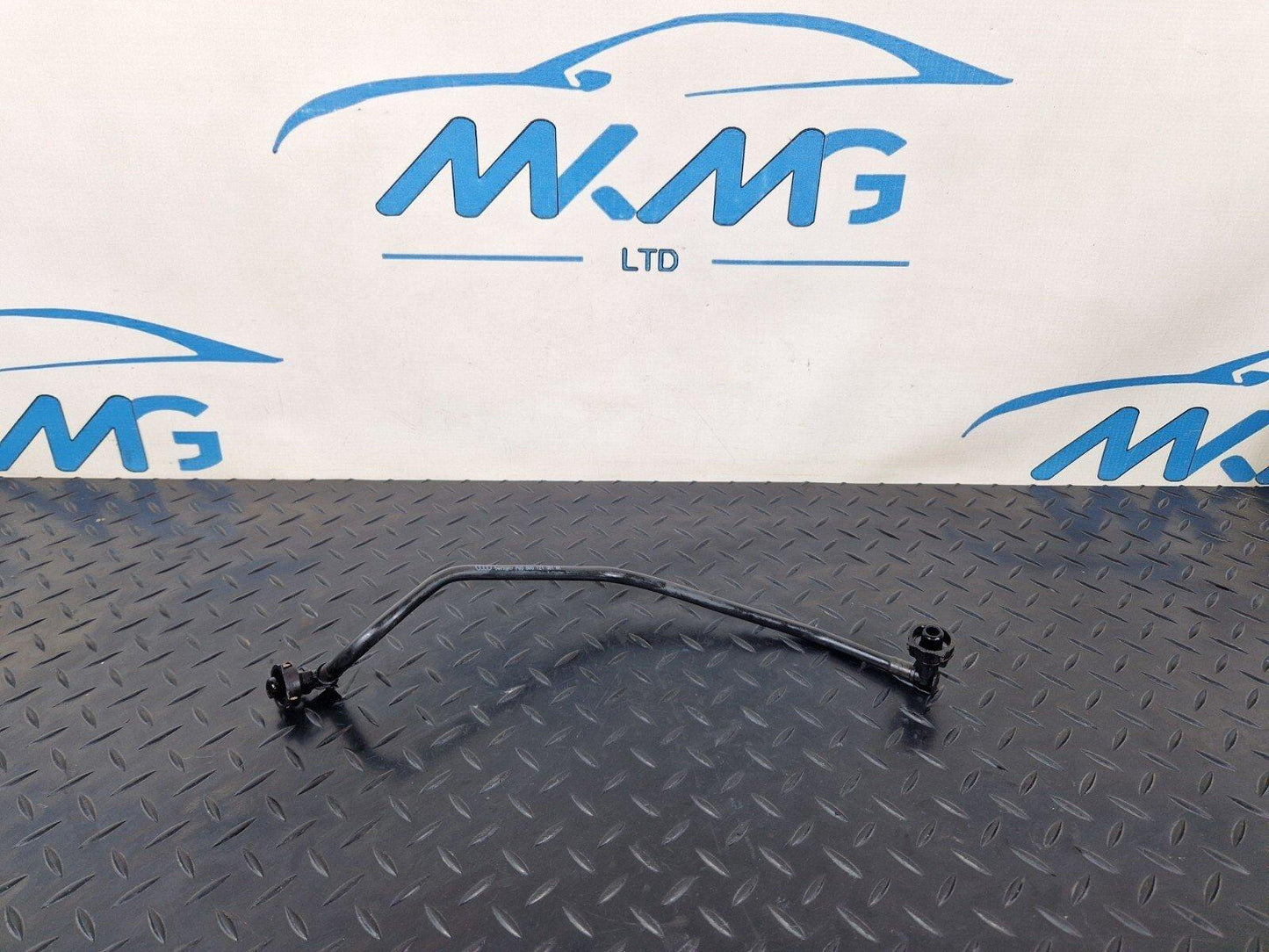 16-19 AUDI A4 B9 OEM GENUINE BREATHER VACUUM PIPE 8W0121081AK