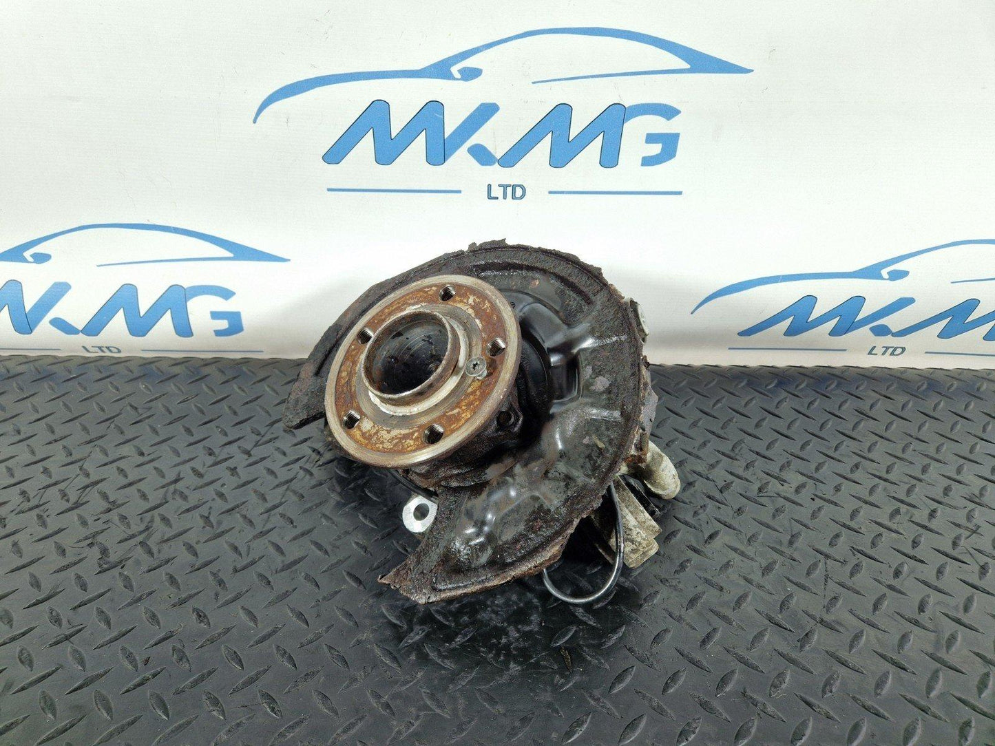 12-18 MERCEDES BENZ B-CLASS W246 REAR LEFT N/S WHEEL HUB & BEARING A2460306