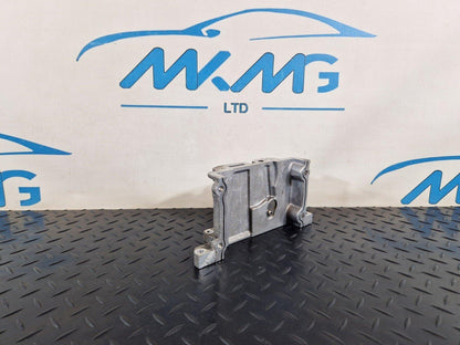 15-18 AUDI A7 4G GENUINE V6 3.0TDI CRT CYLINDER HEAD END PLATE 059109122AA