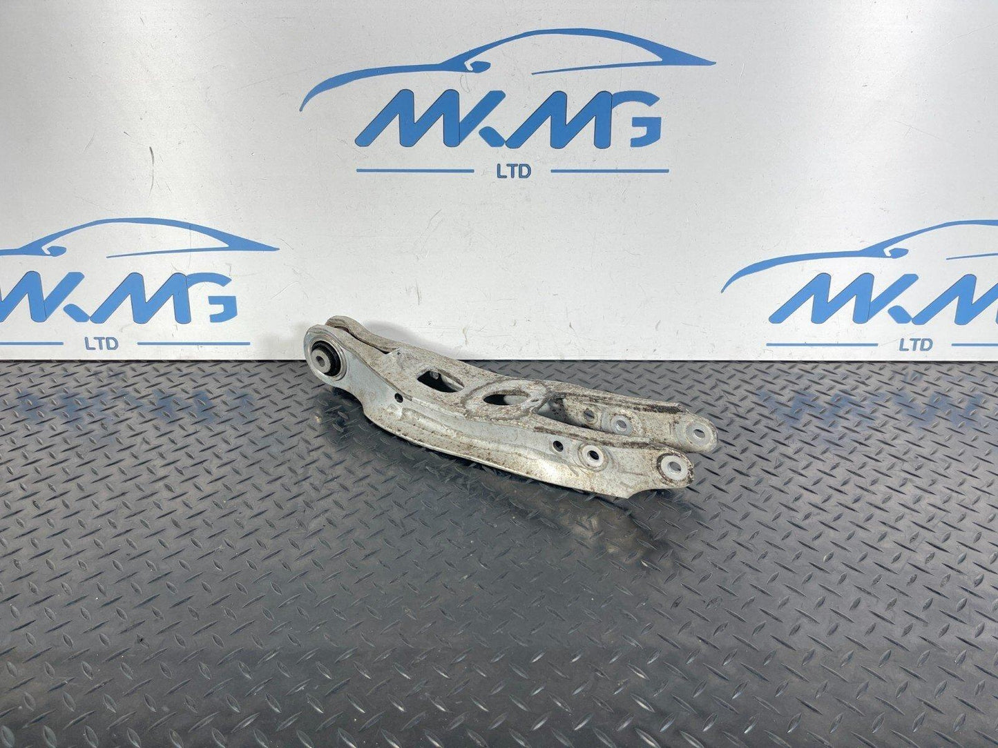 16-23 AUDI A5 F5 SPORTBACK REAR RIGHT OR LEFT SIDE LOWER CONTROL ARM 8W0505311H